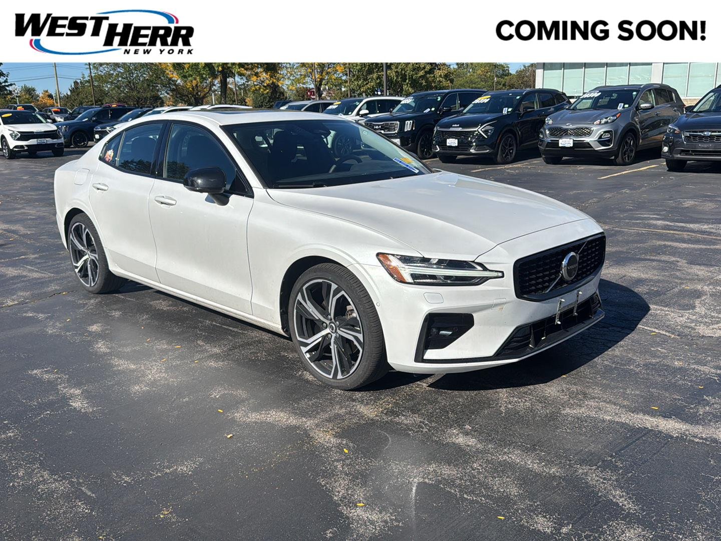 Used 2024 Crystal White Metallic Volvo Plus Dark Theme image 1
