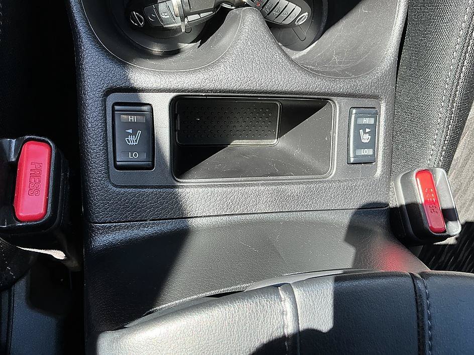 Used 2019 Brilliant Silver Metallic Nissan SV image 21