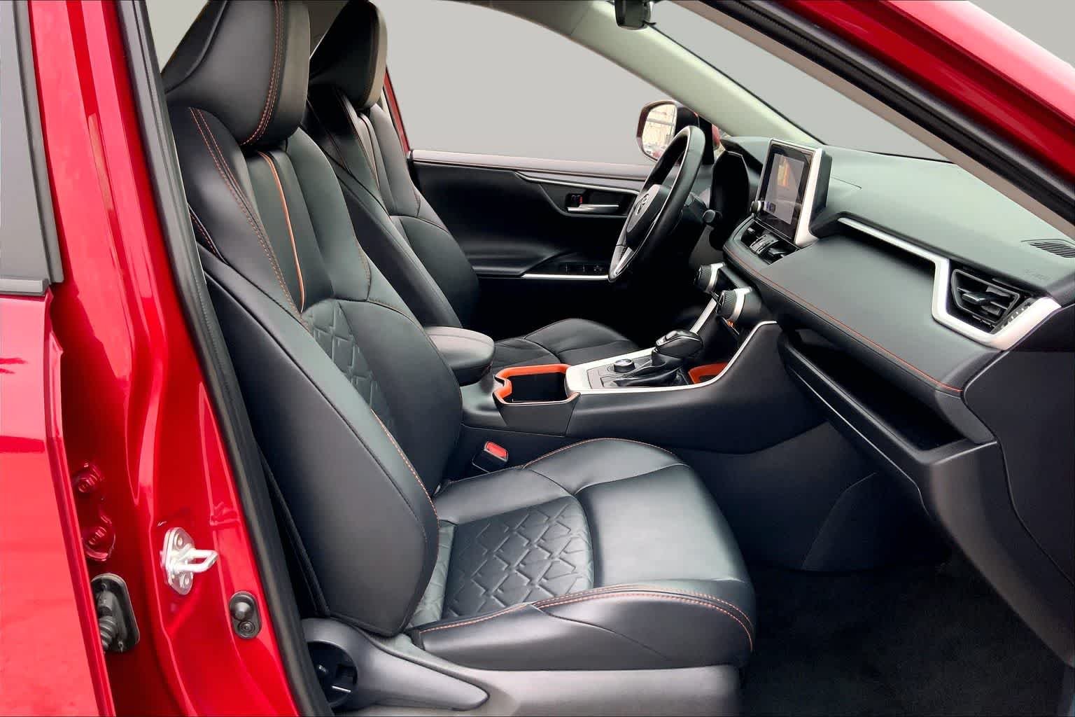 Used 2024 Ruby Flare Pearl Toyota Adventure image 9