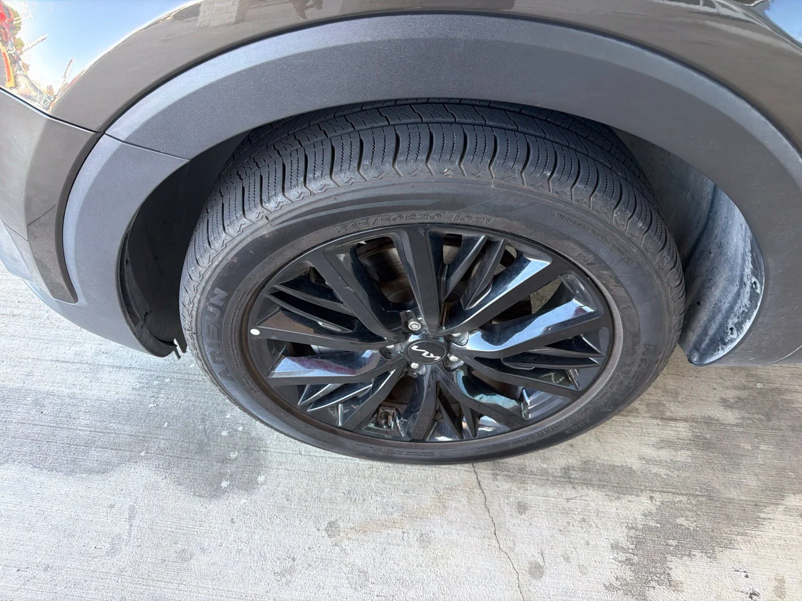 Used 2022 Green Kia SX image 2