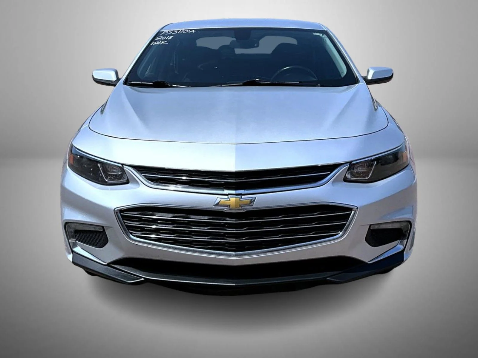 Used 2018 Silver Chevrolet LT image 2