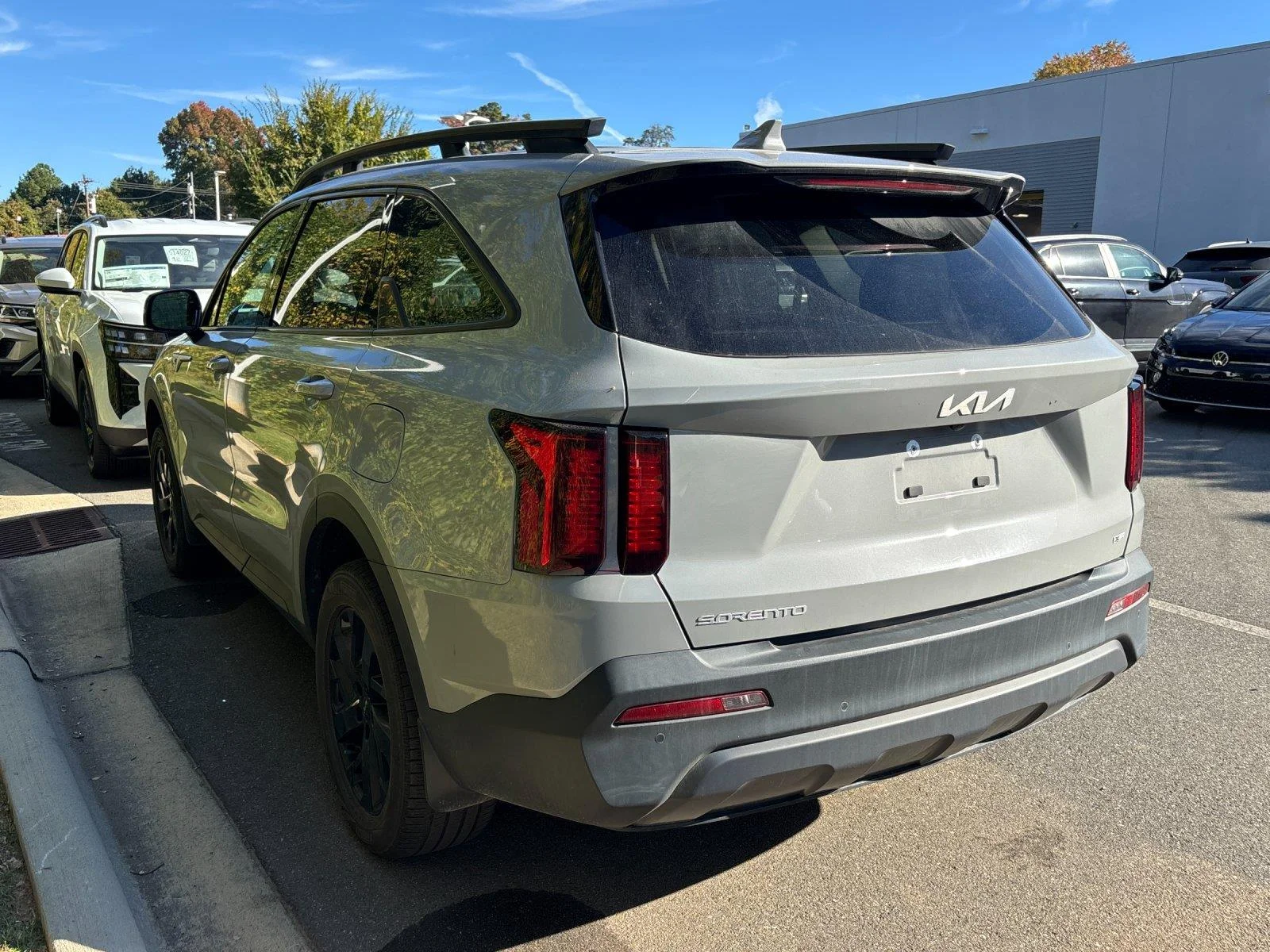 Used 2023 Wolf Gray Kia X-Line S image 3