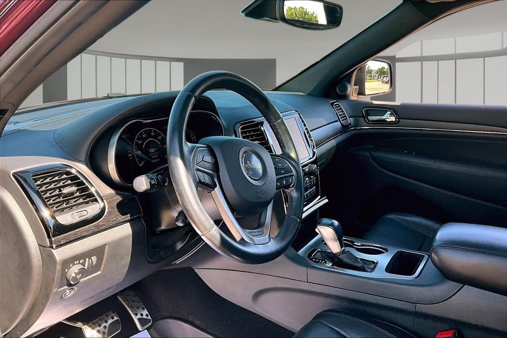 Used 2020 Red Jeep Overland image 13