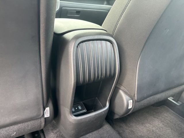 Certified Used 2025 Gray Hyundai SE image 31