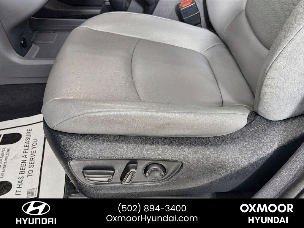 Used 2022 Ruby Flare Pearl Toyota XLE image 19