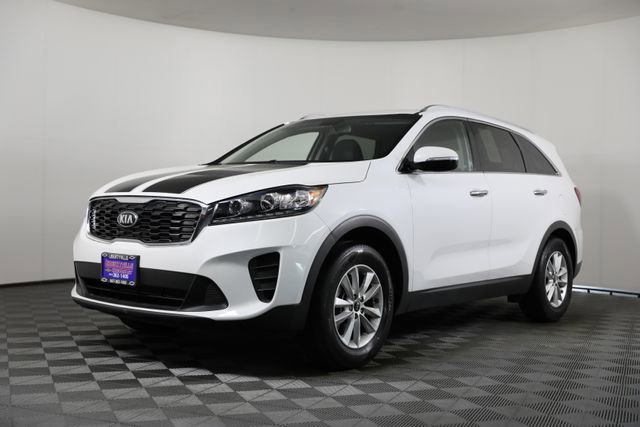 Used 2019 White Kia 2.4L LX image 2