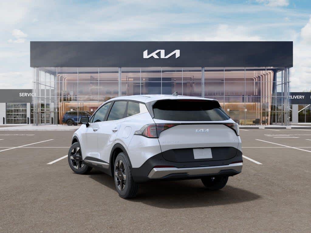 New 2026 GWP/Glacial Whi Kia LX image 4