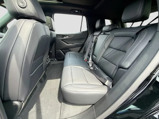 2027 Chevrolet Equinox LT - Photo 29
