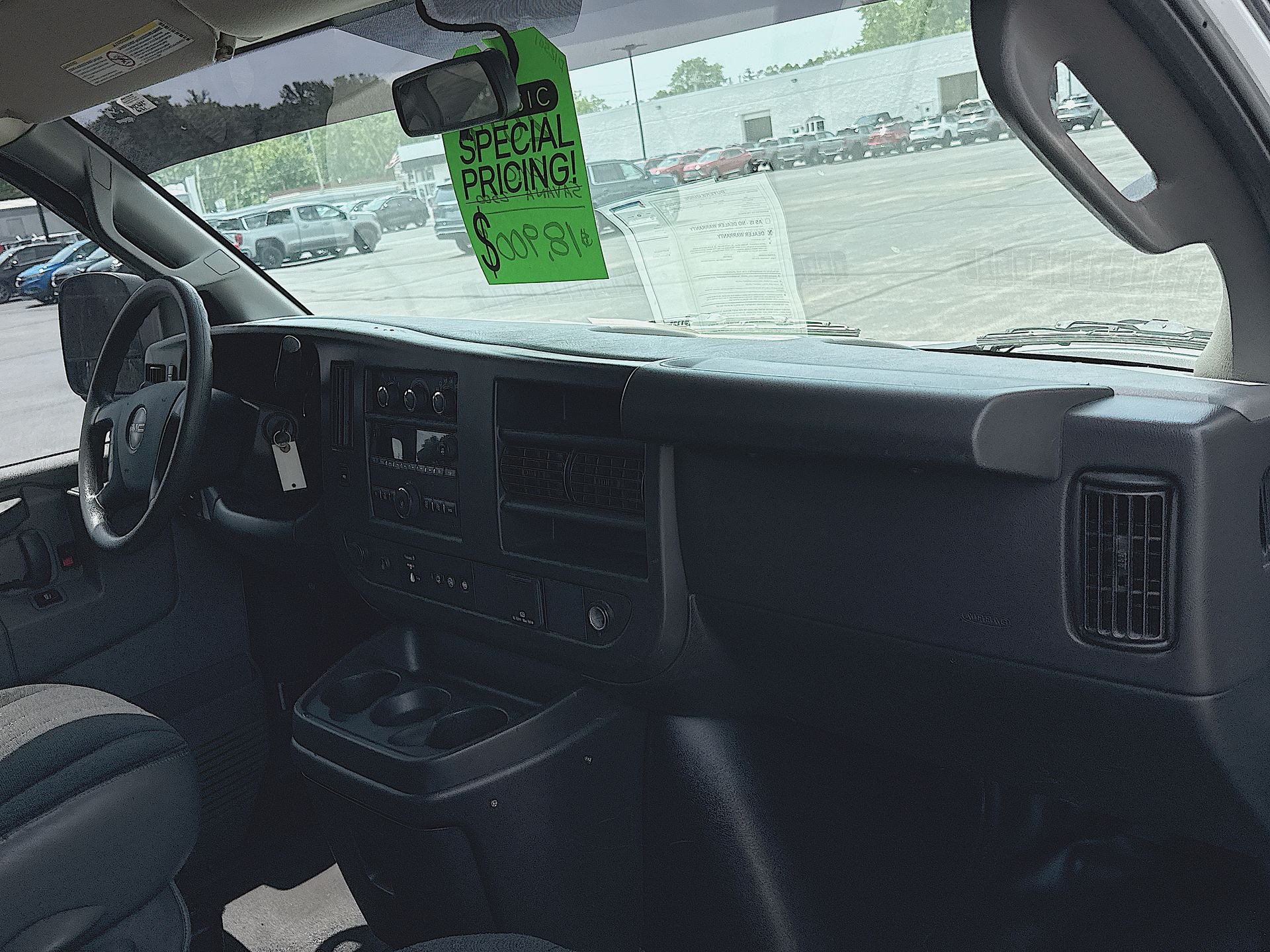 2019 GMC Savana Cargo Work Van - Photo 24