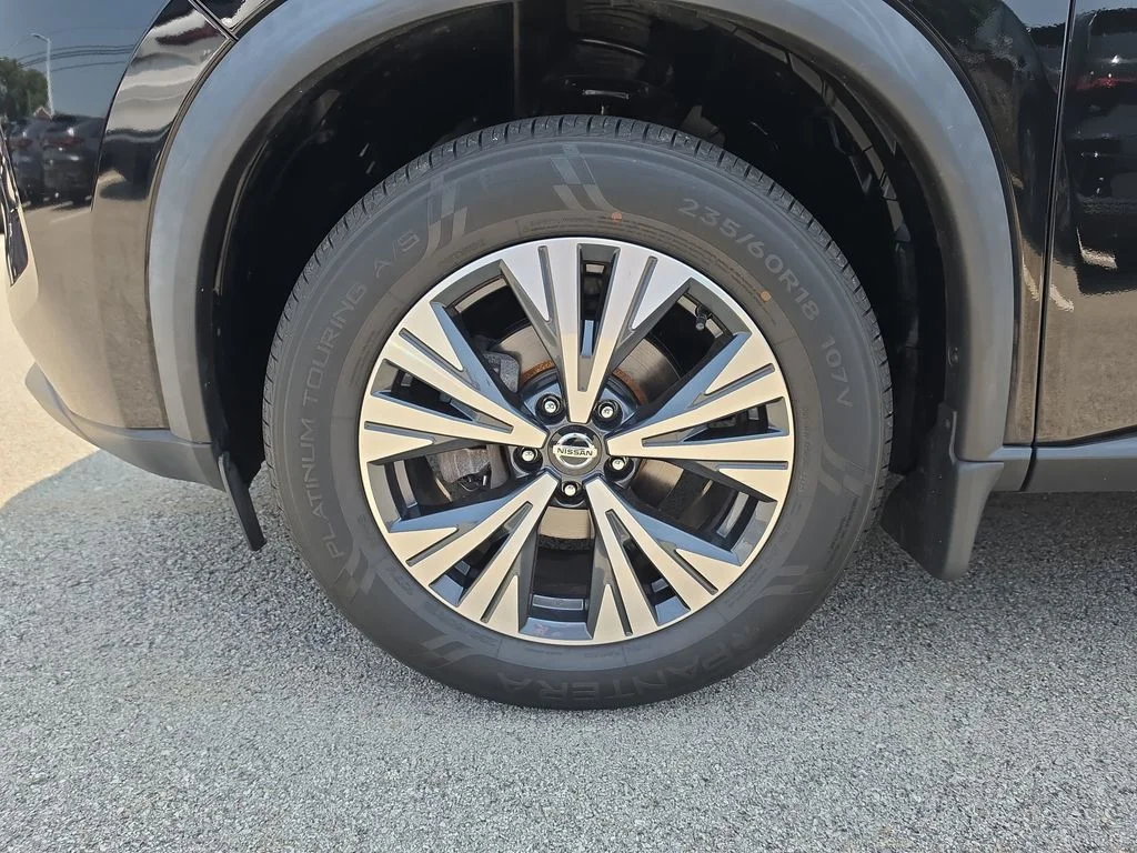 Used 2021 Black Nissan SV image 14