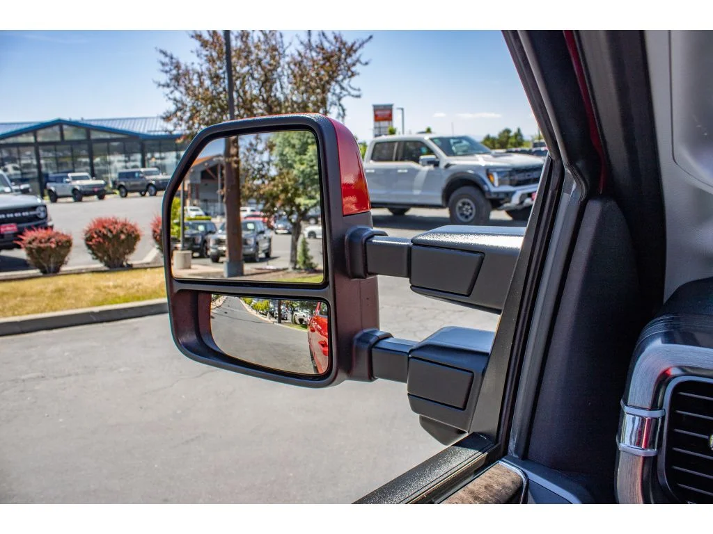 Used 2023 Rapid Red Metallic Tinted Clearcoat Ford LARIAT image 38