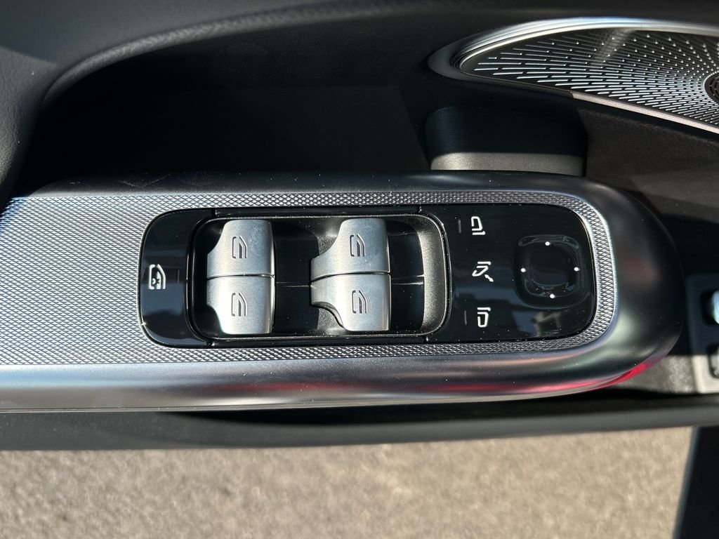 New 2027 MANUFAKTUR Patagonia Red Metallic Mercedes-Benz AMG® E 53 Hybrid Sedan image 12