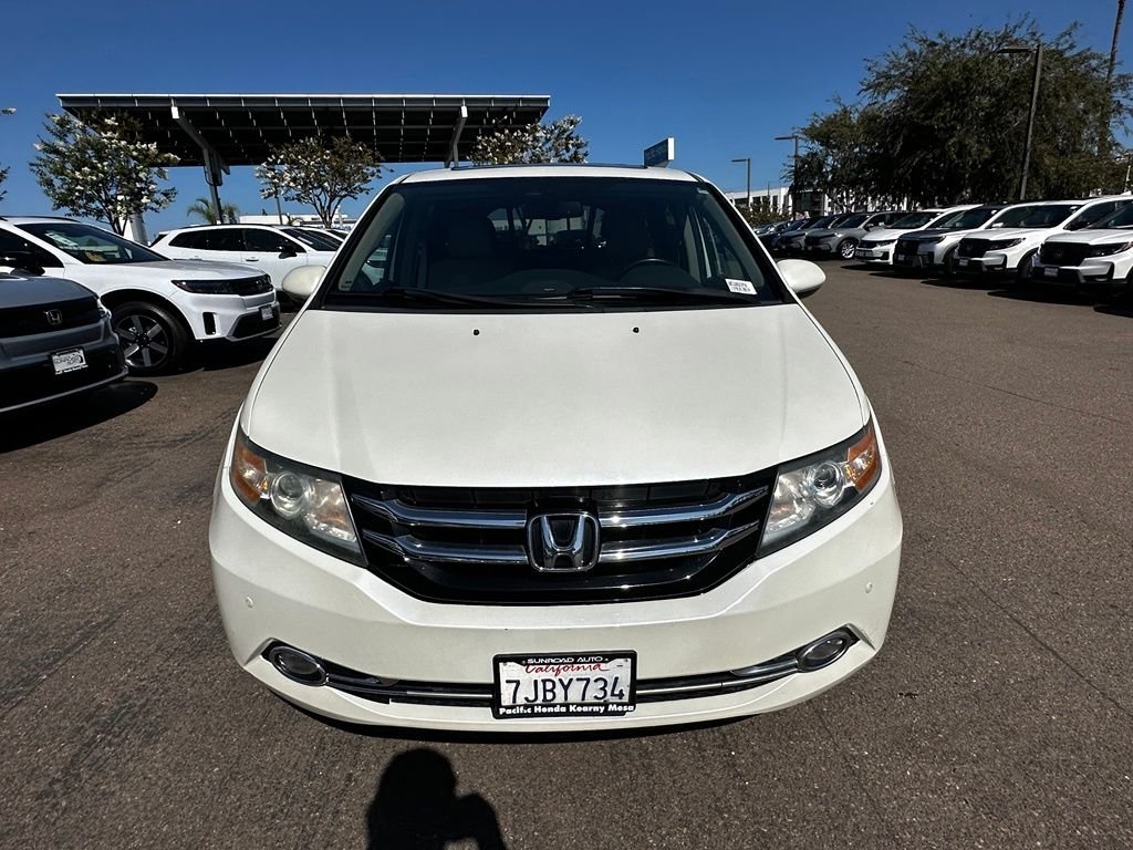 Used 2015 White Honda Touring image 4