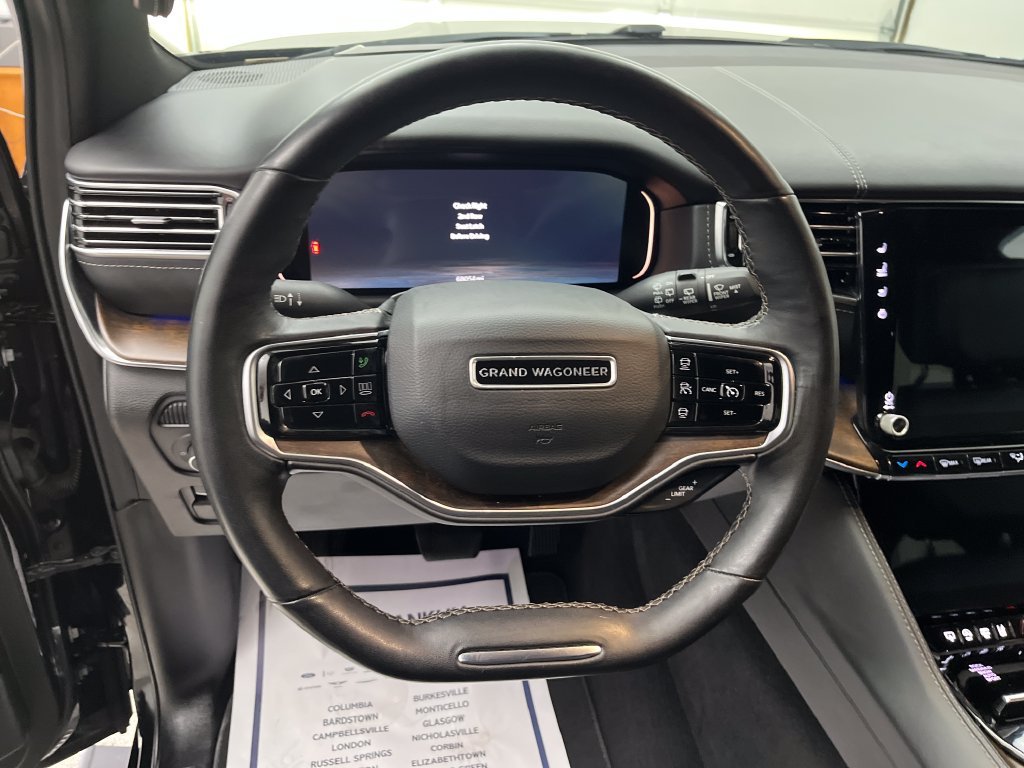 Used 2024 Black Jeep Base image 16