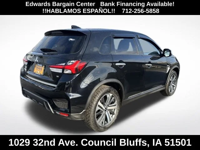 Used 2022  Mitsubishi 2.0 SE image 7