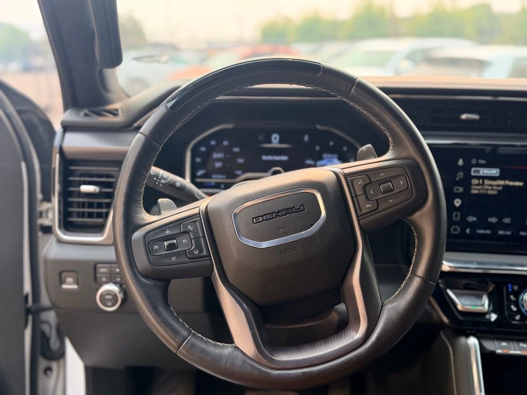 Used 2024 White GMC Denali Ultimate image 21
