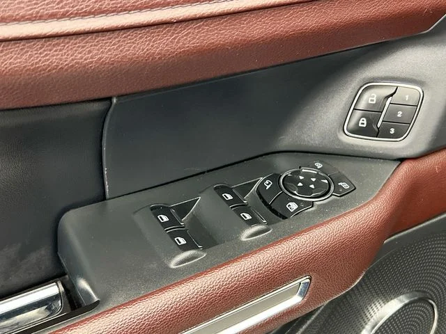 Used 2024 Silver Ford Limited image 23