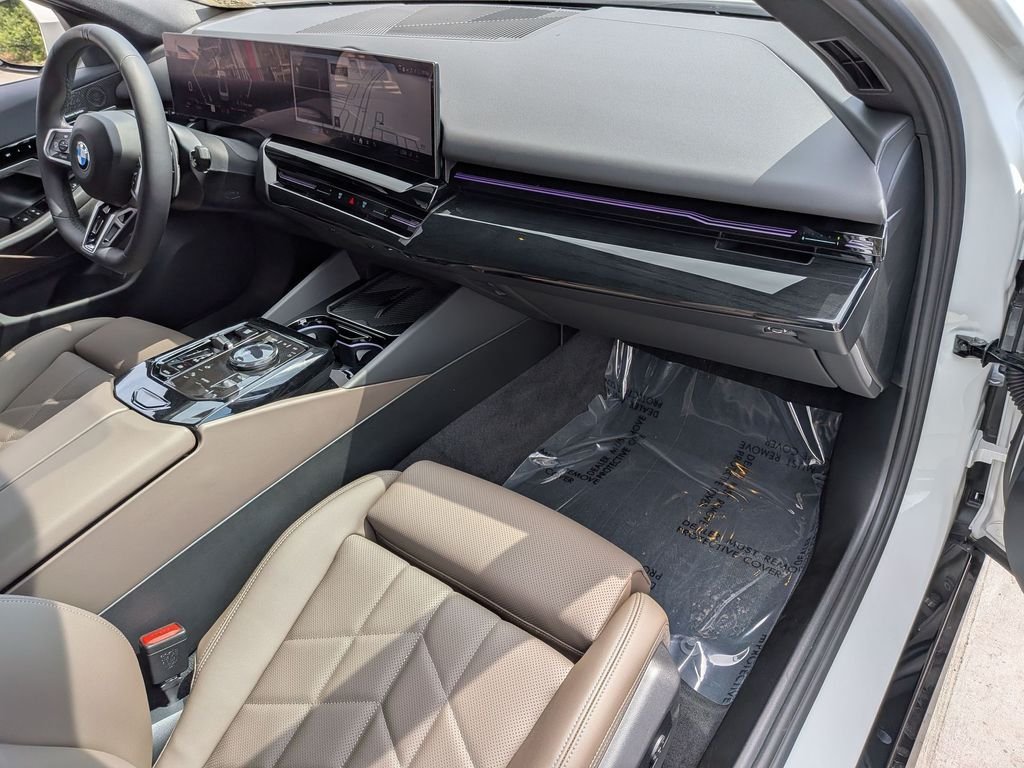 Used 2026 White BMW 530i image 9