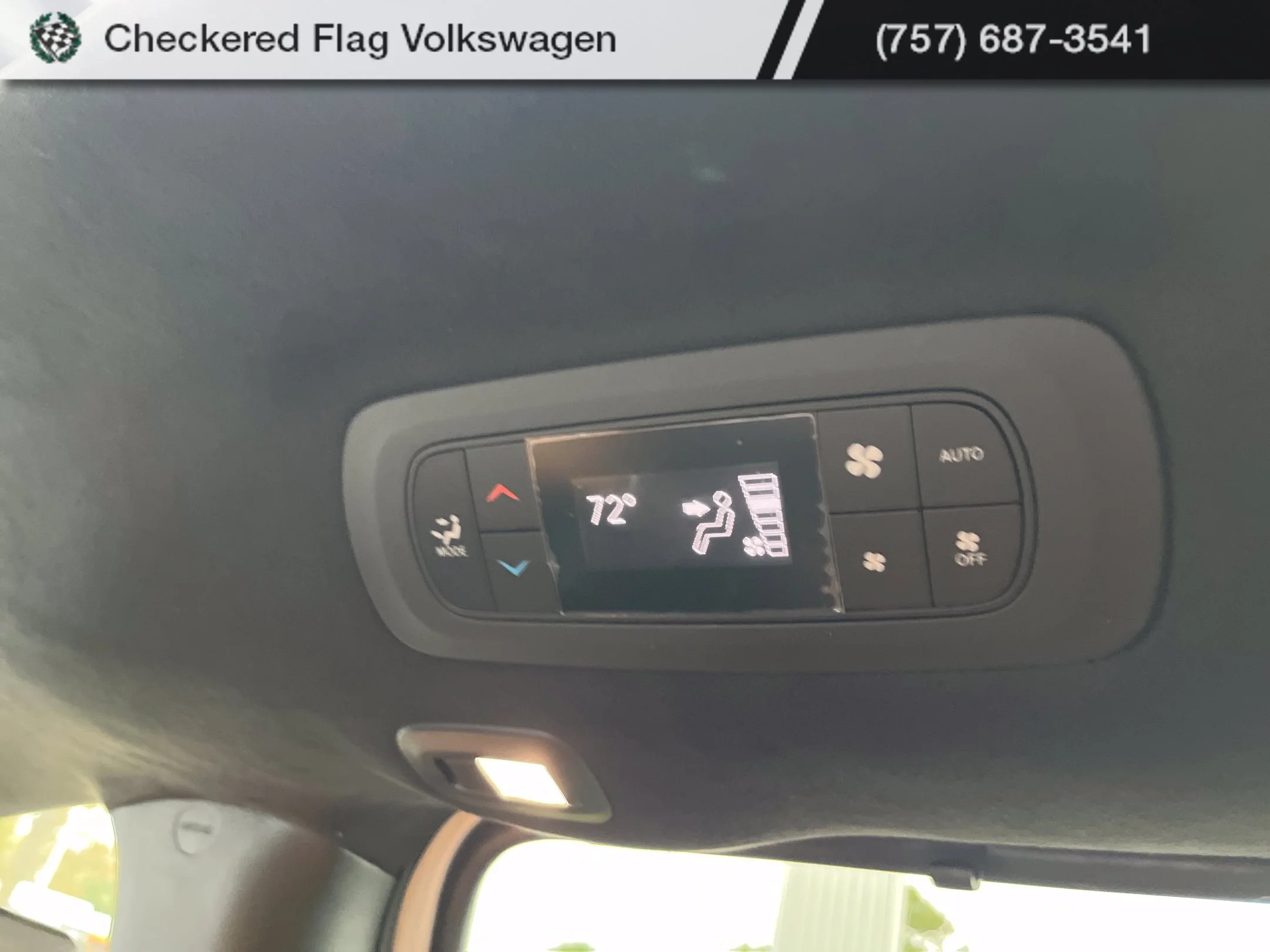Used 2023 Bright White Clearcoat Chrysler Pinnacle image 32