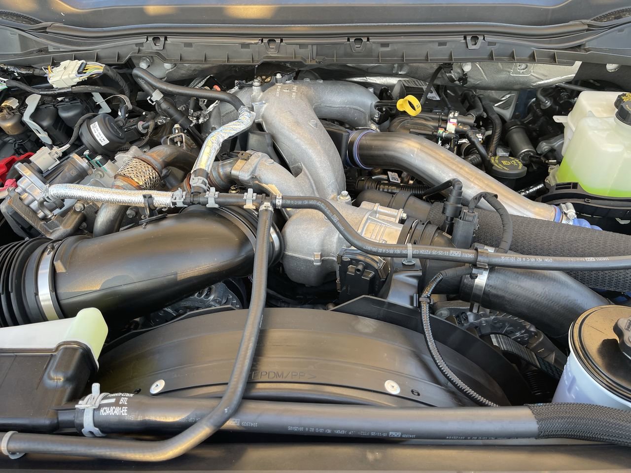 New 2026 Oxford White Ford XL image 27