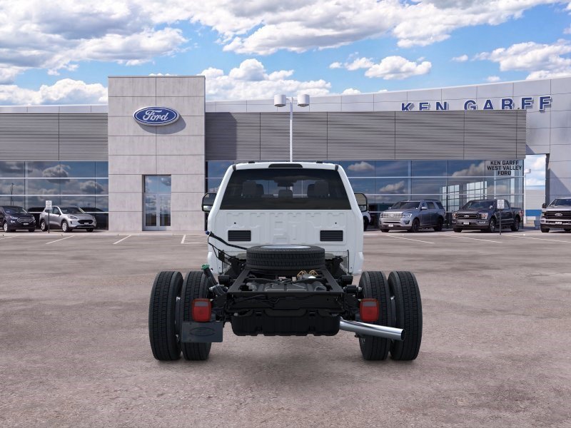 New 2026 Oxford White Ford XL image 5