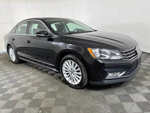 Used 2016 Black Uni Volkswagen 1.8T SE image 1