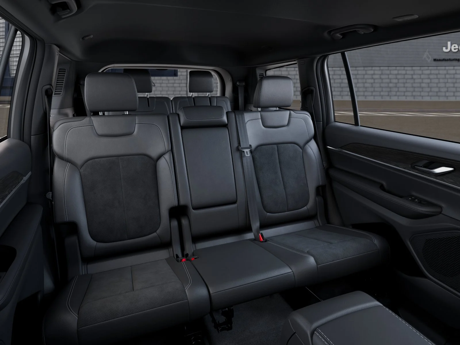 New 2026 Diamond Black Crystal Pearl-Coat Exterior Paint Jeep Laredo image 43
