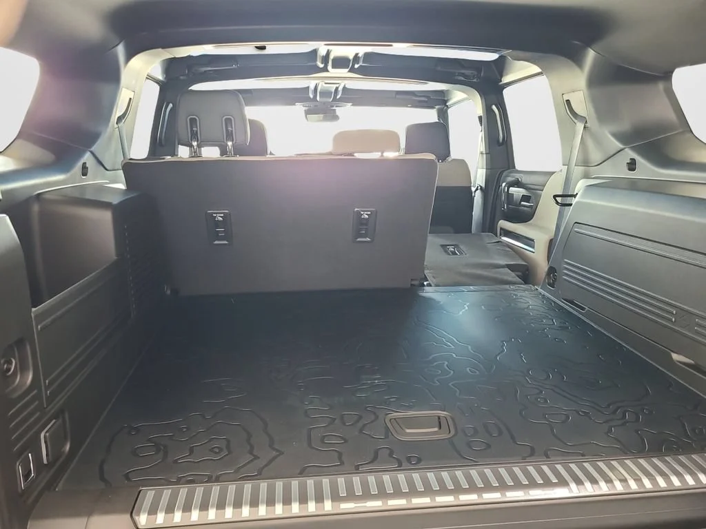 New 2026 Graphite Blue Metallic GMC 2X image 9