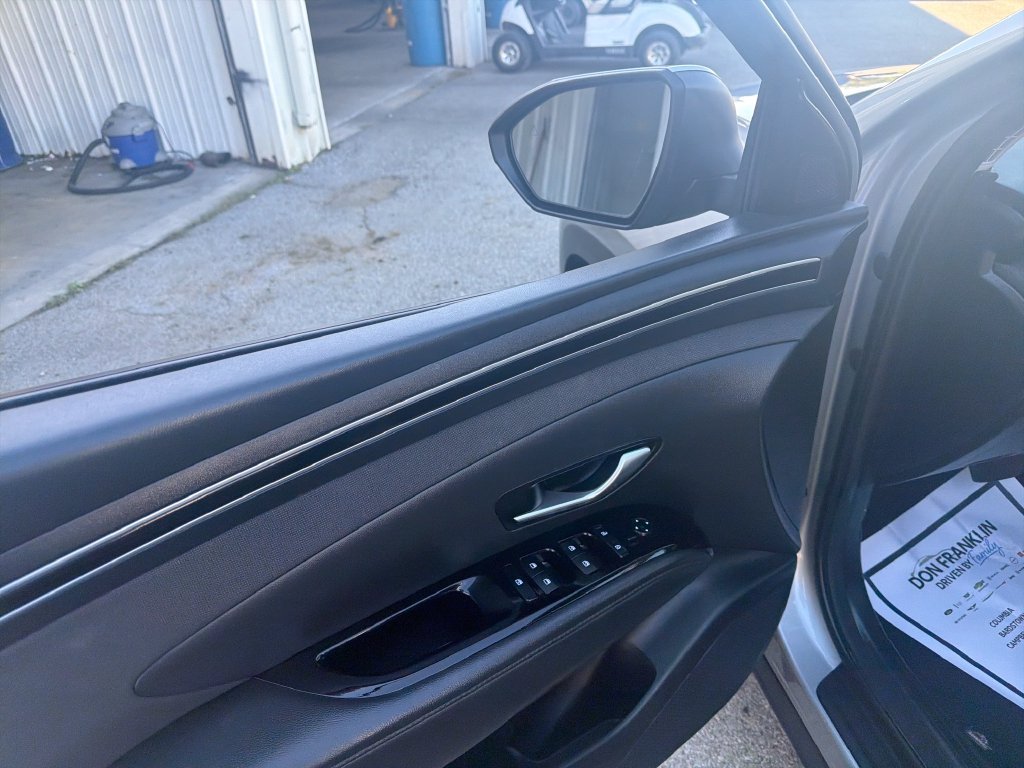 Used 2024 Silver Hyundai SEL Convenience image 11