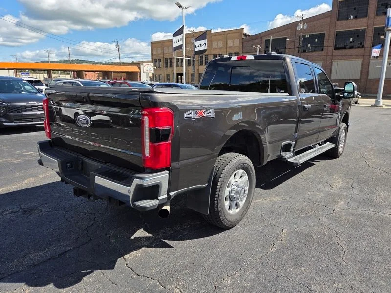Used 2024 Brown Ford XLT image 7