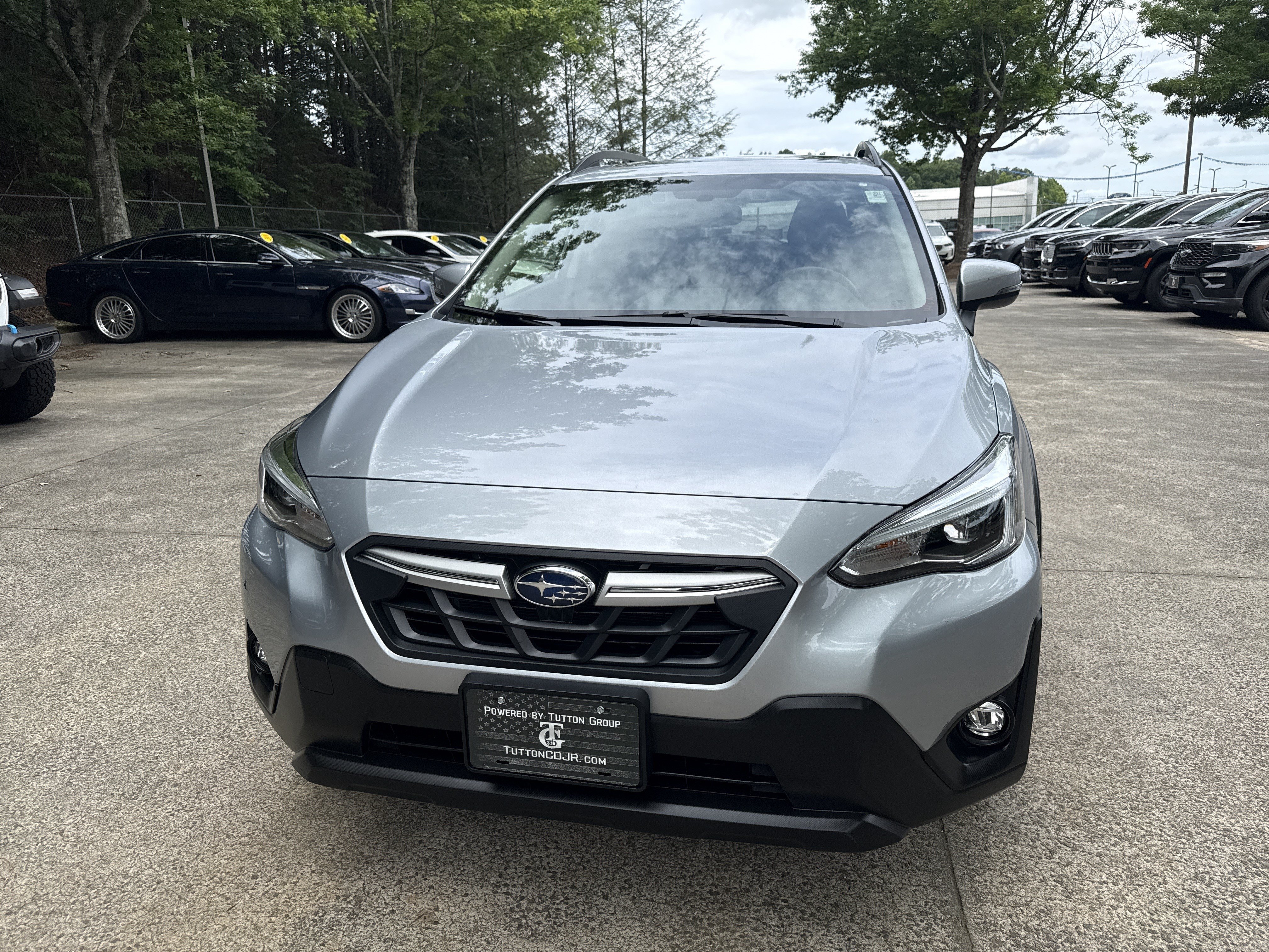 Used 2023 Ice Silver Metallic Subaru Limited image 7