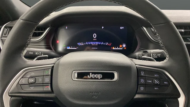 Used 2023 Silver Jeep Altitude X image 16