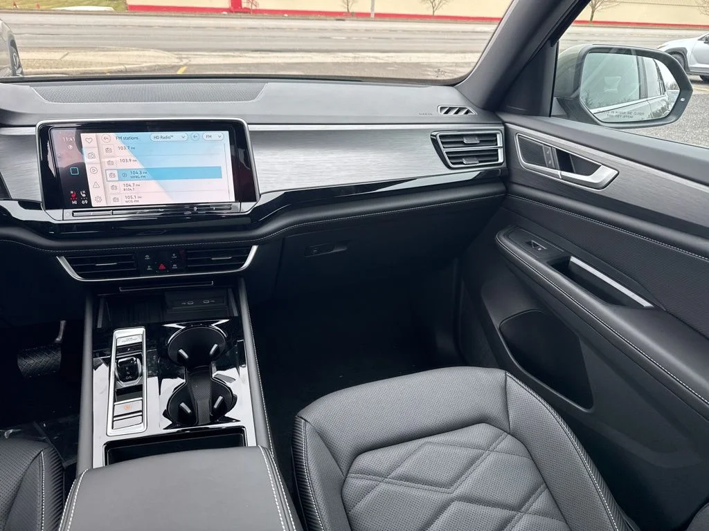 2026 Volkswagen Atlas Cross Sport SE w/Tech - Photo 12