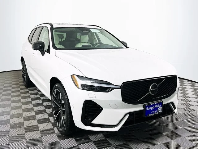 2026 Volvo XC60 T8 Ultra Dark AWD's photo