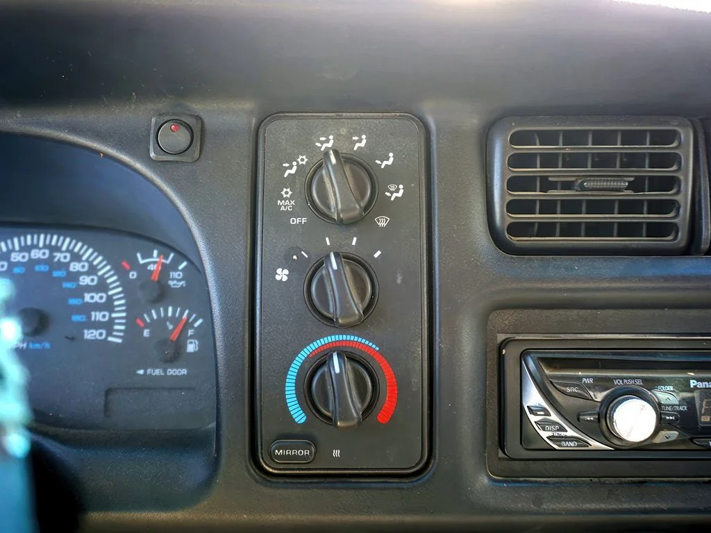 1999 Dodge Ram Pickup ST - Photo 21