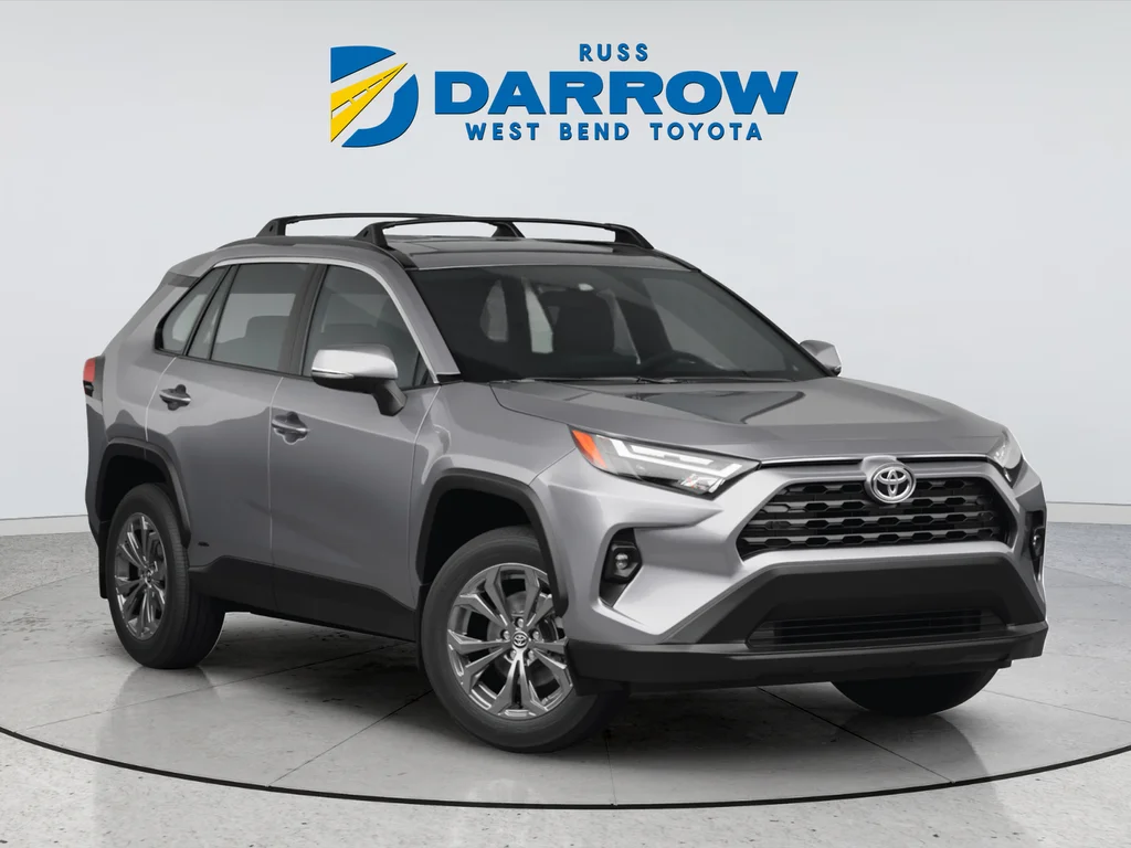 Used 2025 Silver Toyota XLE image 6