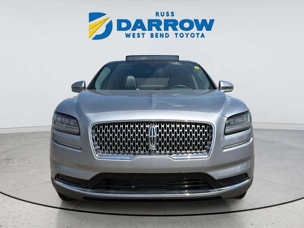 Used 2022 Silver Lincoln Reserve image 8