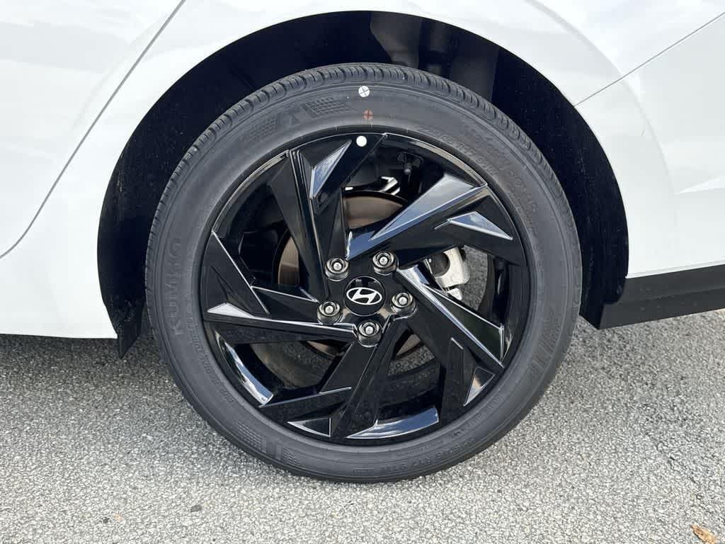 2026 Hyundai Elantra SEL Sport - Photo 11