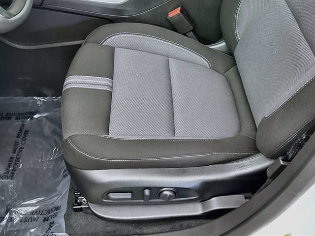 New 2026 Summit White Chevrolet 2LT image 20
