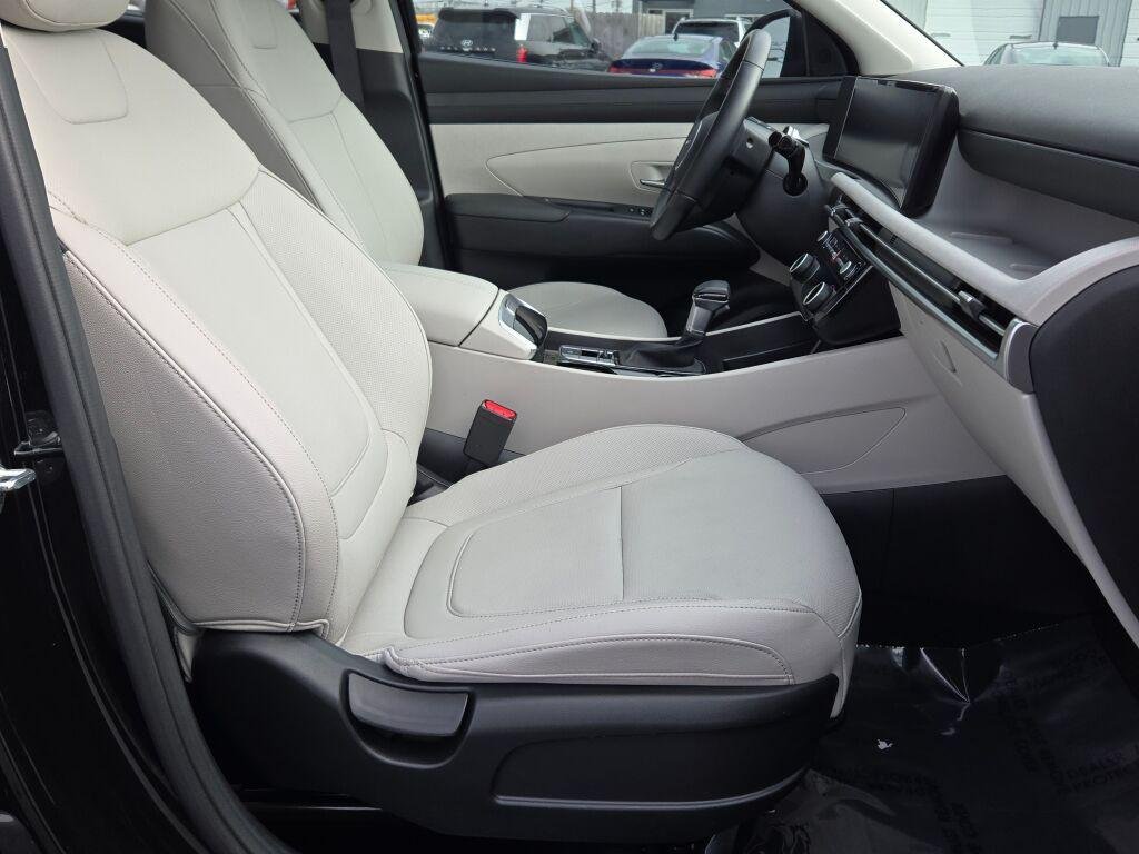 New 2025 Black Hyundai SEL Convenience AWD image 7
