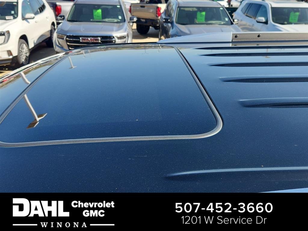 Used 2018 Cadillac Escalade Platinum with VIN 1GYS4DKJ3JR264363 for sale in Winona, Minnesota