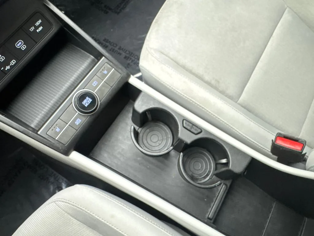 Used 2024 Gray Hyundai SEL image 69