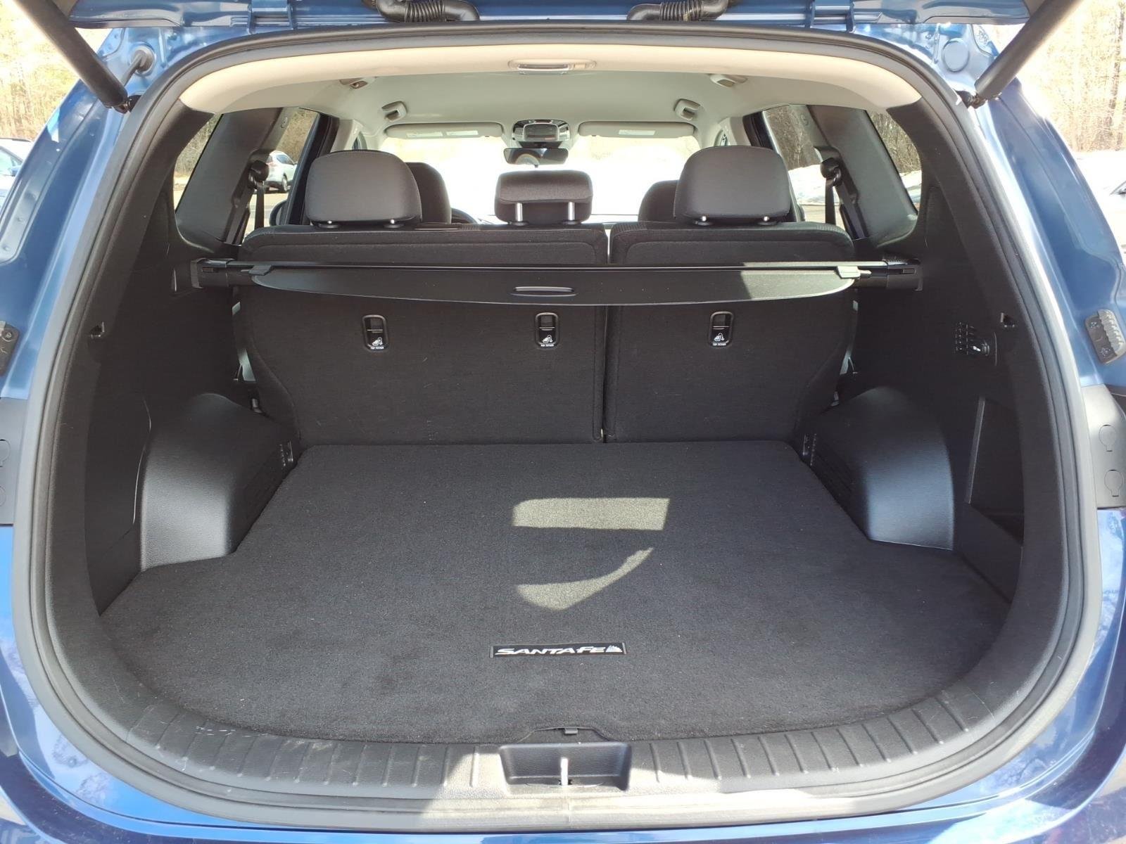 Used 2023 Stormy Sea Hyundai SEL image 11