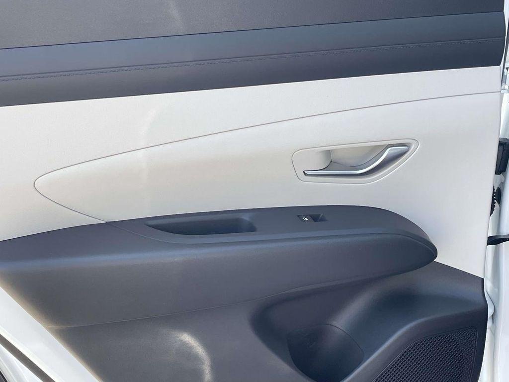 New 2026 White Hyundai SEL FWD image 10