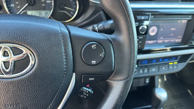 Used 2016 Red Toyota LE image 23