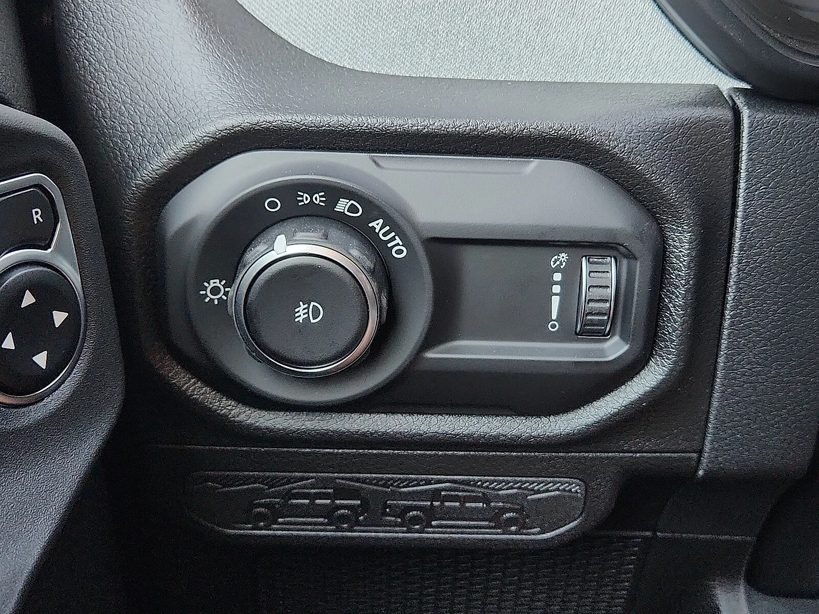 New 2027 Black Clear-Coat Paint Jeep 4-DOOR SPORT S image 17