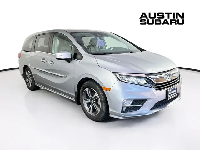 Pre-Owned 2018 Honda Odyssey Touring With Navigation