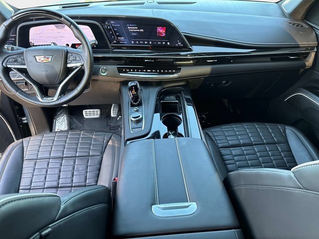 2023 Cadillac Escalade V-Series - Photo 18