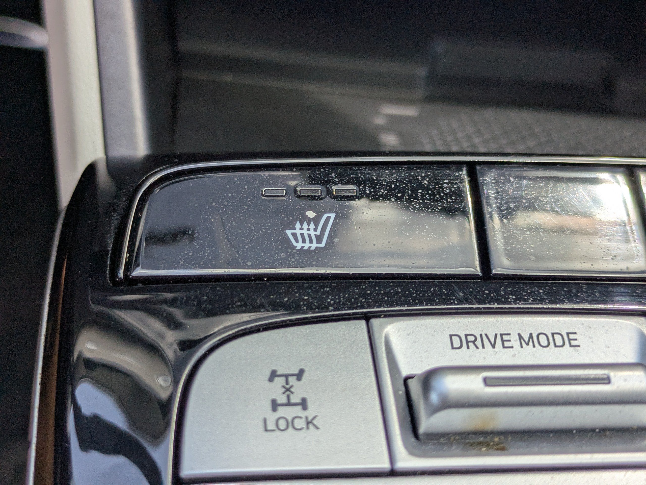 Certified Used 2022 Amazon Gray Hyundai SEL Convenience image 26