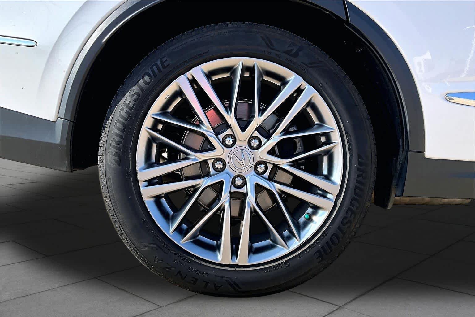 Used 2024 Platinum White Pearl Acura w/Advance Package image 11